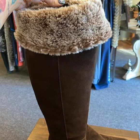 Aquatalia Italian Chocolate Suede tall boots with fur rare - Picture 4 of 8